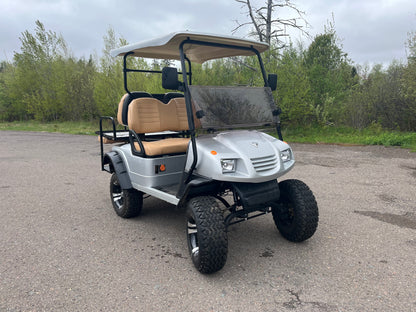 NOMAD 2+2 Silver
